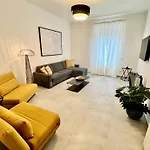 Palmira House
